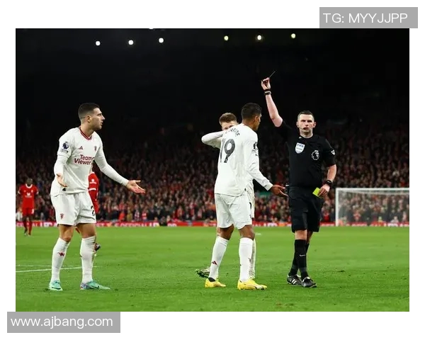 英超球员因涉嫌赌球遭停赛，俱乐部受罚一览